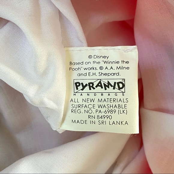 VINTAGE DISNEY WINNIE THE POOH KIDS PLUSH BACKPACK BY PYRAMID HANDBAGS, NEW, NWT - Picture 10 of 16